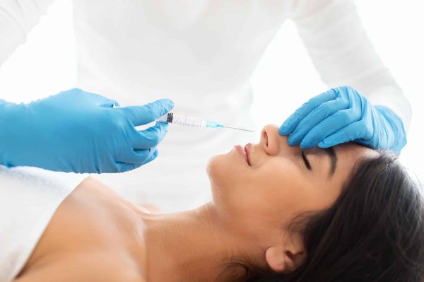 Rhinoplastie ultrasonique : voir le avant et après